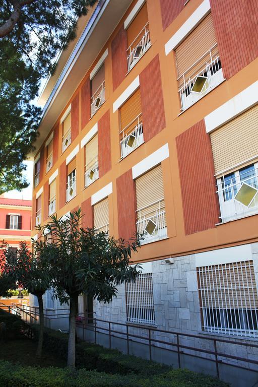 La Casa di Nazareth Hotel Roma Exterior foto